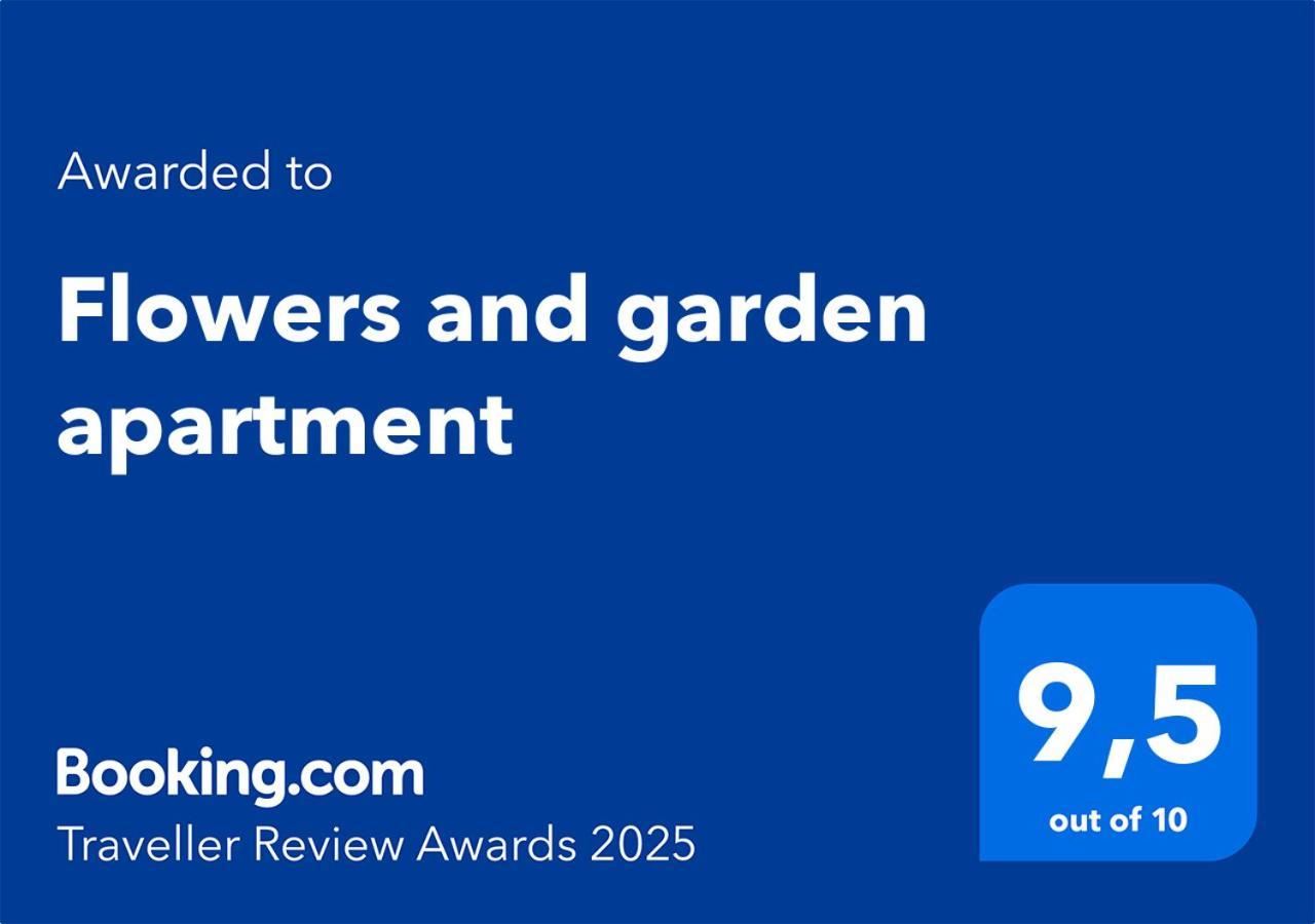 Flowers & Garden Apartment Con Vista Lago Manerba del Garda Exterior photo